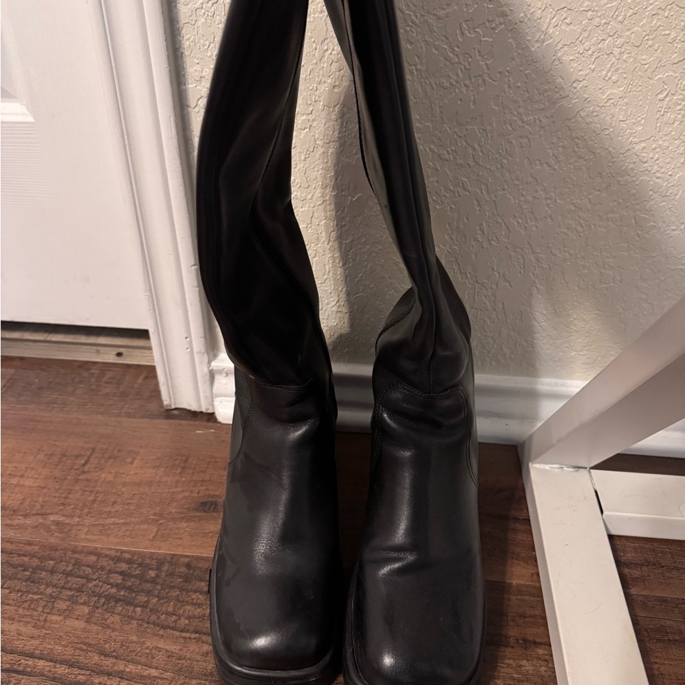 Black Steve Madden boots